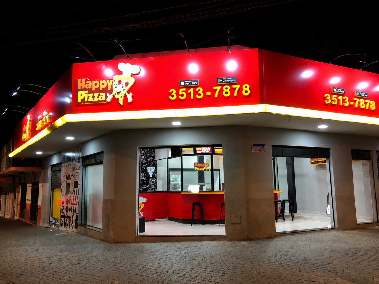 Fachada principal da Happy Pizza em Araguari